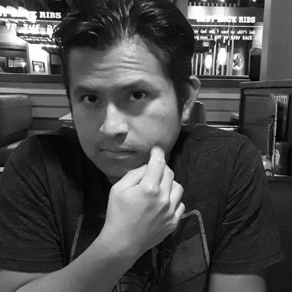 Meet your Posher, Lazaro